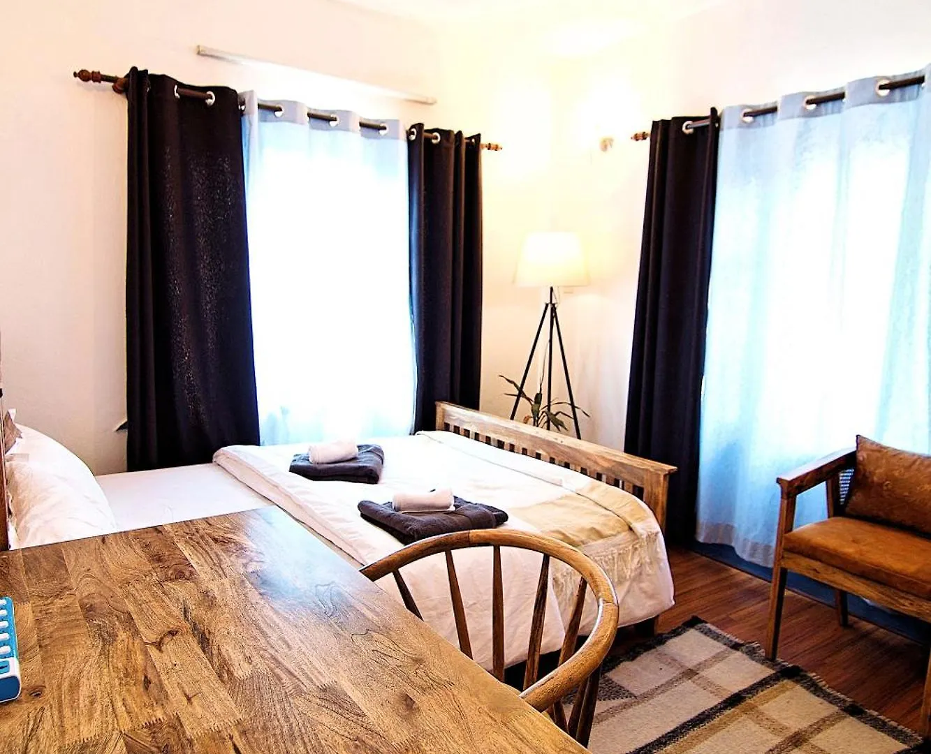 Wanderer'S Home Double Bedrooms With Living And Kitchen - A Home Away From Home Kathmandu Guest house